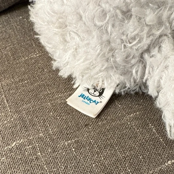 Jellycat Little Kitten- Retired - Picture 3 of 9